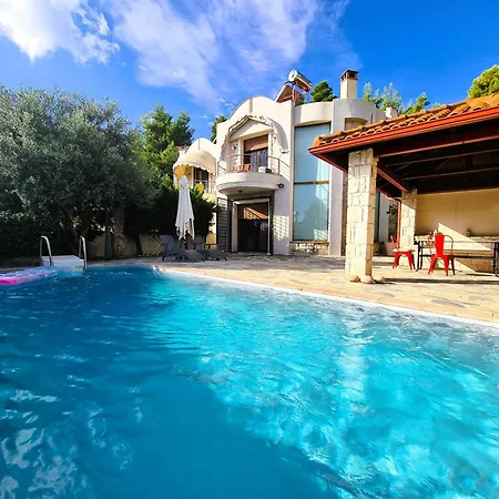 Mandarina Villa Kriopigi